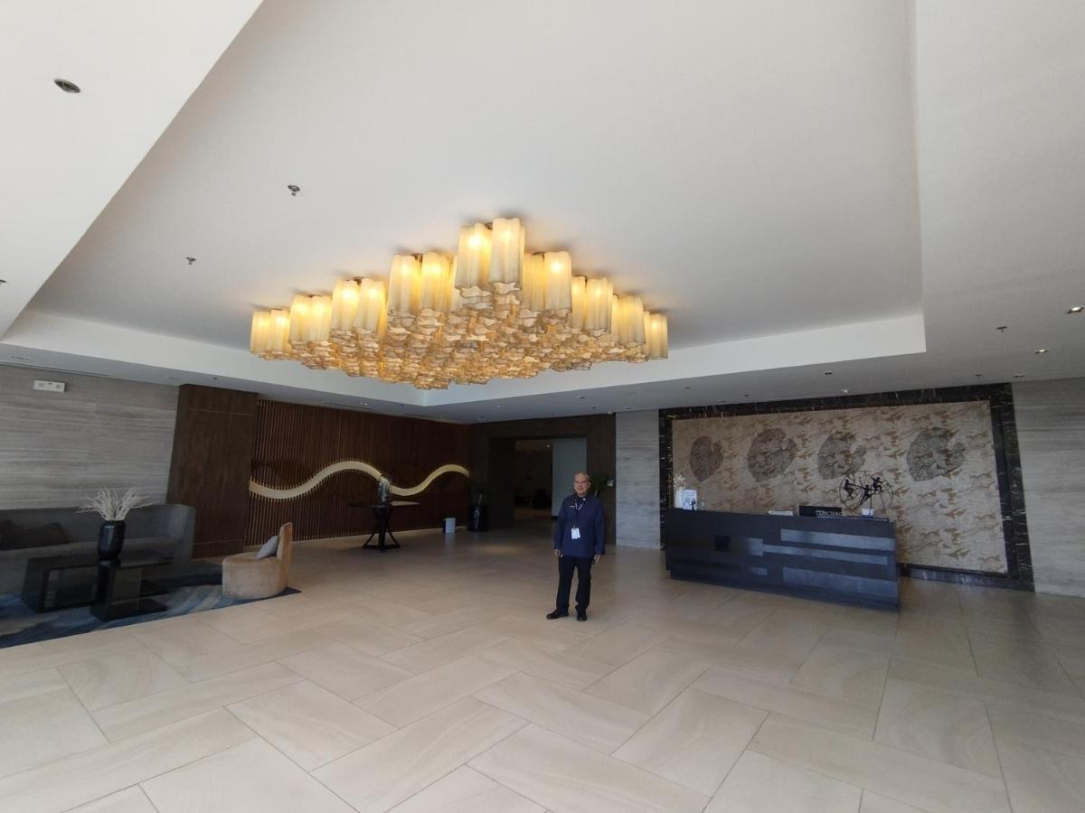 Mactan Newtown Seaview Condo By Fjcivo Isla de Mactán Exterior foto